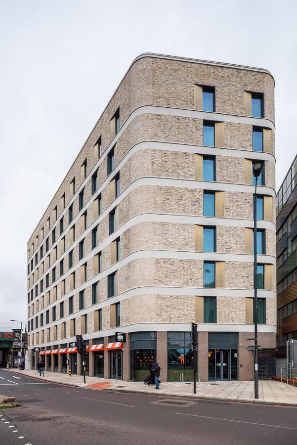 Maldron Hotel Finsbury Park, London Exterior foto